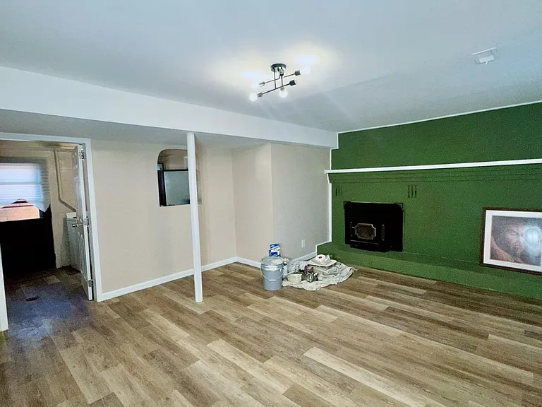 10000 Locust St #BASEMENT — Photo 8
