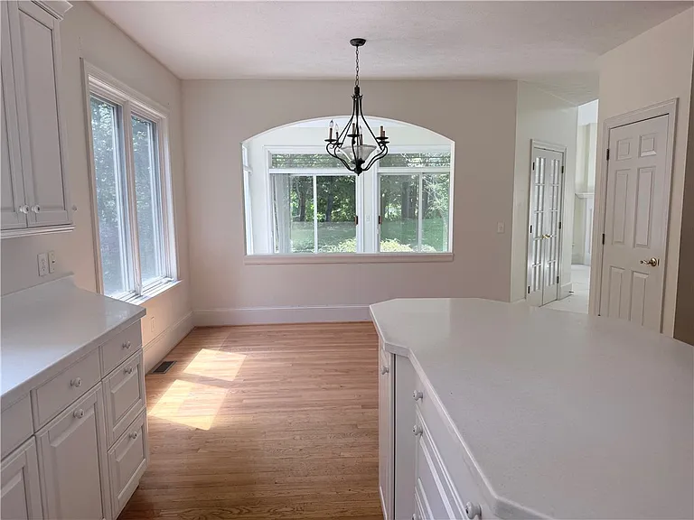 11 Harrington Dr — Photo 5
