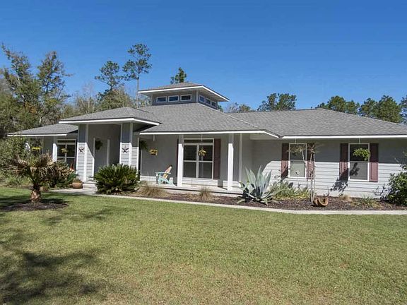 3rd image of 330 Summerwind Cir N