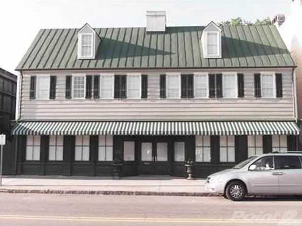 410 E Broughton St, Savannah, GA 31401