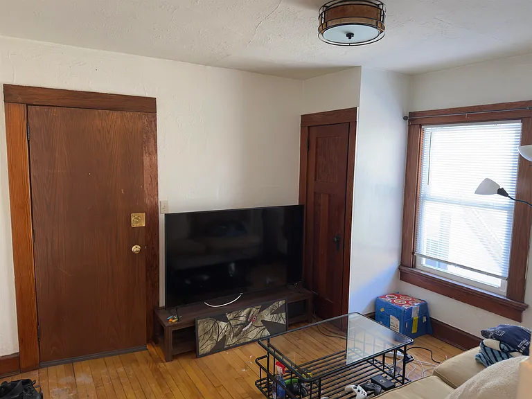 213 S Broom St #3 — Photo 6