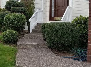 15952 SW Breccia Dr, Beaverton, OR 97007