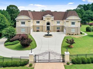 2101 Adel Dr, Loganville, GA 30052