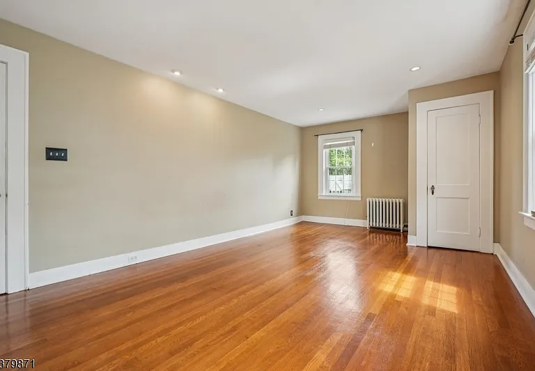163 Myrtle Ave — Photo 23