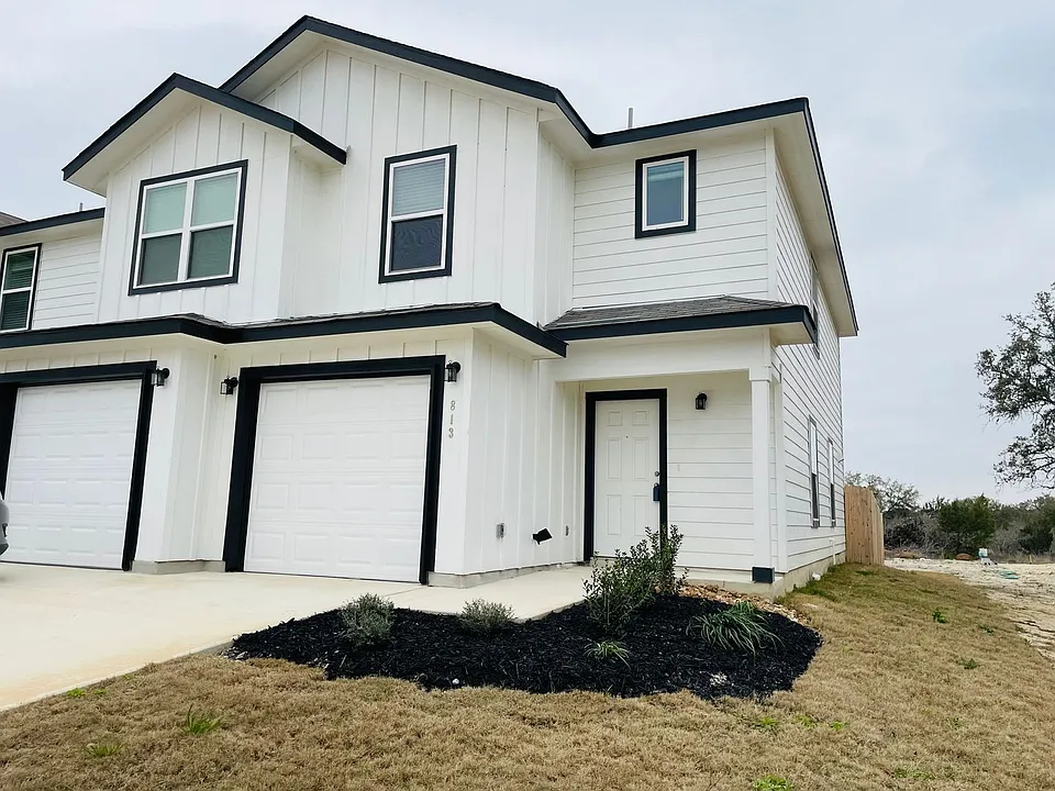 813 Ryan Dr