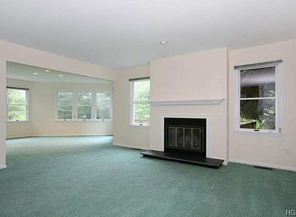3rd image of 33 Alex Dr