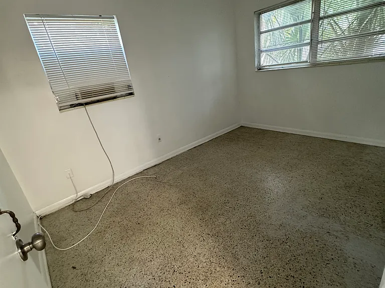208 S Armenia Ave #2 — Photo 6