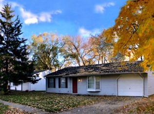 3301 Sylvan Dr, Champaign, IL