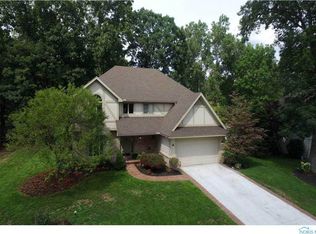 9104 Orchard Lake Rd, Holland, OH 43528
