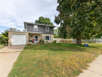 1660 S Grandview Ave, Dubuque, IA, 52003