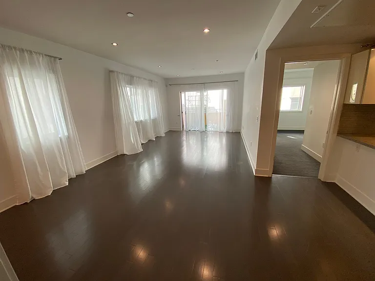 1730 Sawtelle Blvd #306 — Photo 6