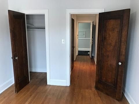 4th image of 6714 N Northwest Hwy APT 303
