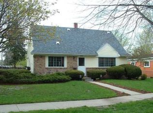 3822 Tennyson Ln, Lansing, MI