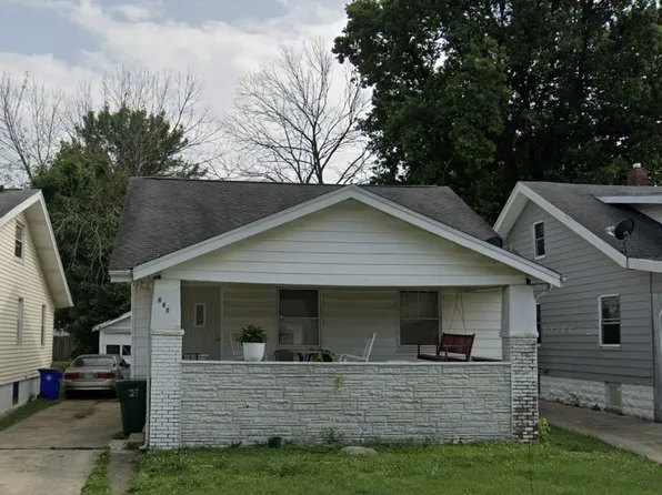 685 W Division St, Decatur, IL 62526