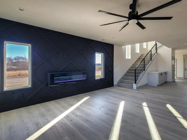 107 E Acacia Cir — Photo 4