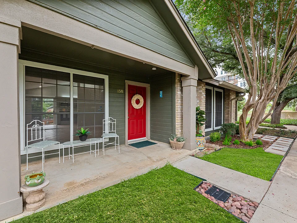 1015 E Yager Ln #158