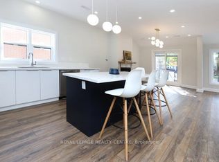 201 Medland St #B, Toronto, ON M6P 2N6