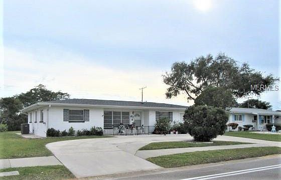 3rd image of 564 Shamrock Blvd