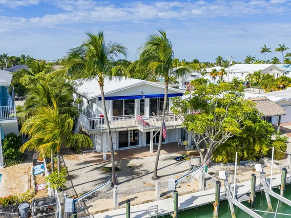 200 5th St, Key Colony Beach, FL 33051