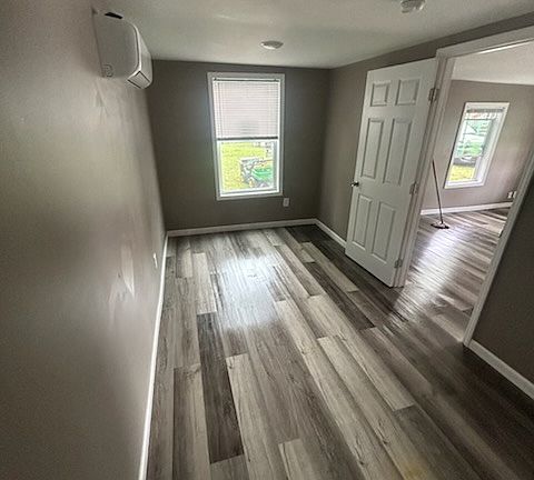 4th image of 110-116 E Chilhowie Ave #3A