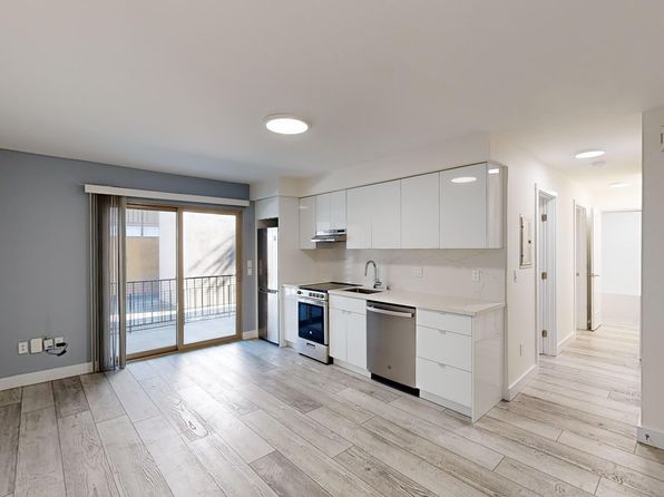 2520 College Ave APT 115