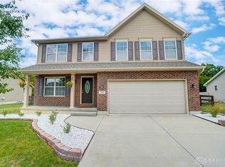 228 Auburn Meadows Ct, Carlisle, OH 45005
