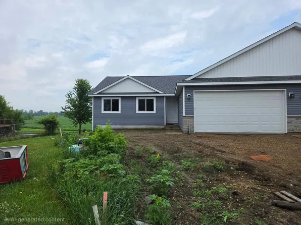216 Fischer Ct NW, Montgomery, MN 56069