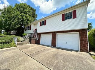 107 Glenwood St, Fairmont, WV