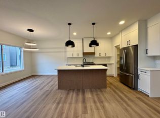 3218 Dixon Way SW, Edmonton, AB T6W5L3