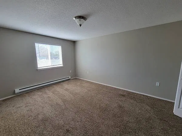 2 bed, 1100 sqft, $1,095 — Photo 3