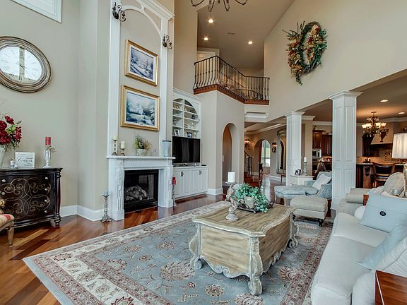 5th image of 123 Rock Point Dr