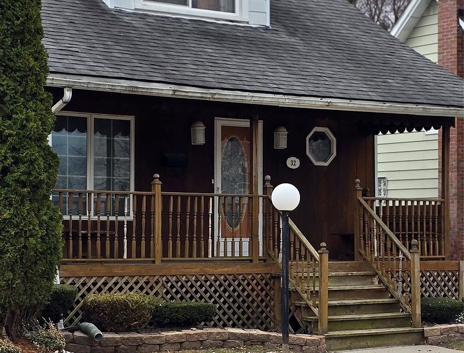 1st image of 32 Gibbs St
