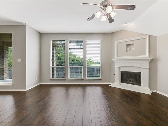 3rd image of 1300 Turnbridge Dr