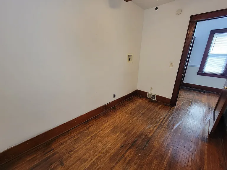 114 Roser St #1 — Photo 23