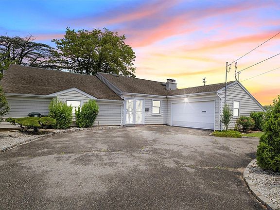 2nd image of 163 Mott Street