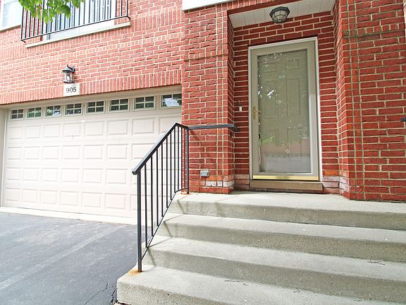 2nd image of 905 Enfield Dr