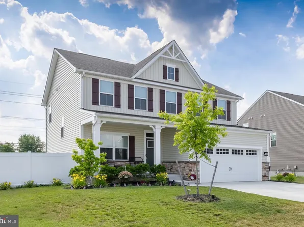 5 Presley Way, Williamstown, NJ 08094