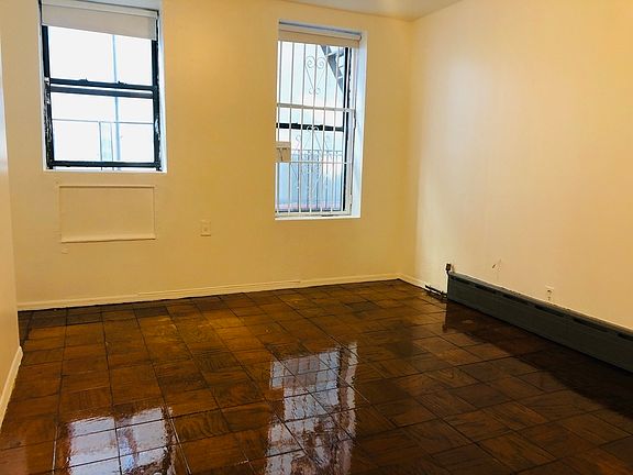 3rd image of 301 E 110th St APT 1A