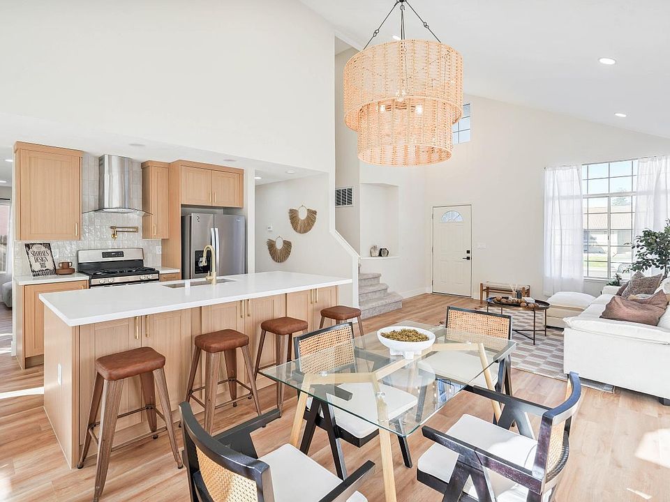 1st image of 5050 Lakeview Circle