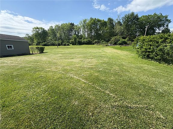 5th image of 122 Browns Hill Rd