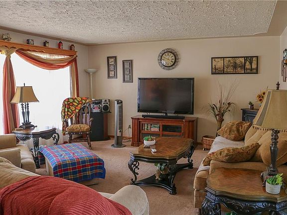 3rd image of 2515 E 35th St