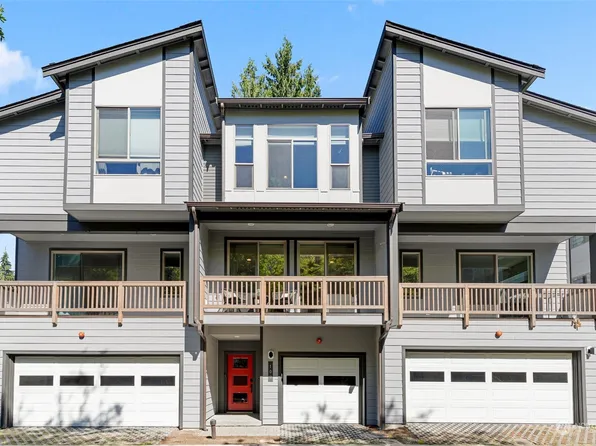 6843 NE 170th Street #102, Kenmore, WA 98028