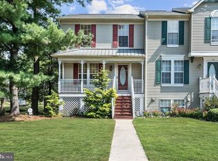 61 Wagon Wheel Dr, Sicklerville, NJ 08081