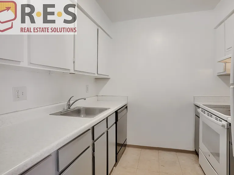3633 S Sheridan Blvd #18 — Photo 6