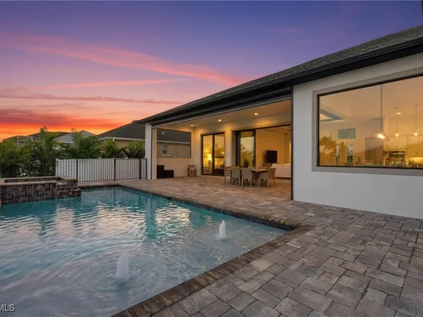 1506 NW 40th Pl, Cape Coral, FL 33993