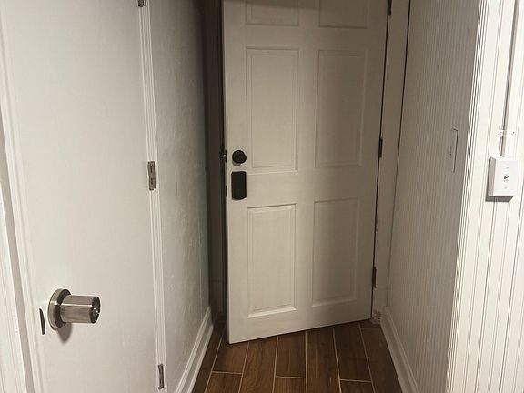 3rd image of 4637 Dubois Ave #1