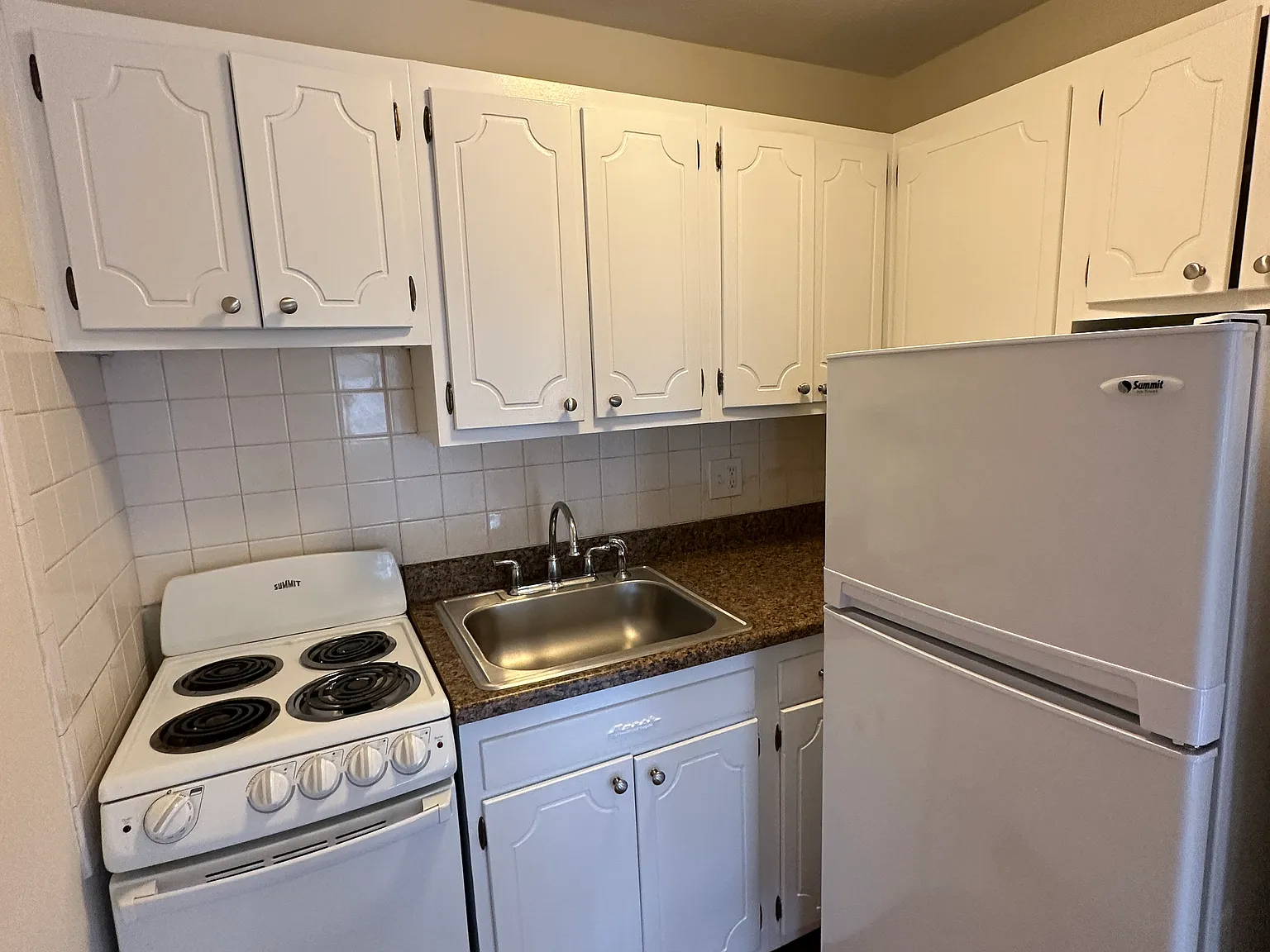 1 bed, 9999 sqft, $2,000 — Photo 4