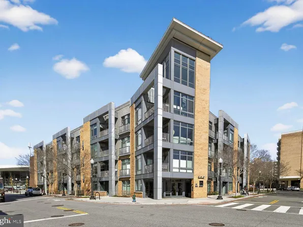 525 Water St SW #314, Washington, DC 20024