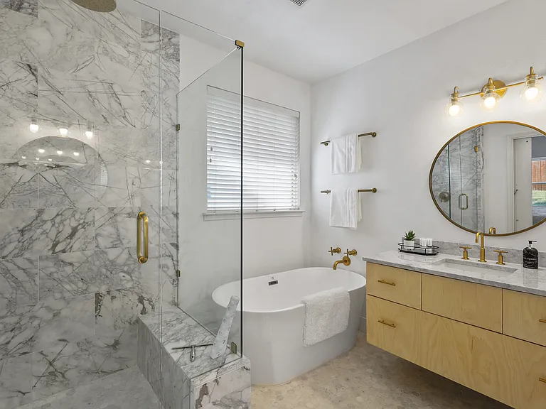 9704 Hedge Bell Dr — Photo 16