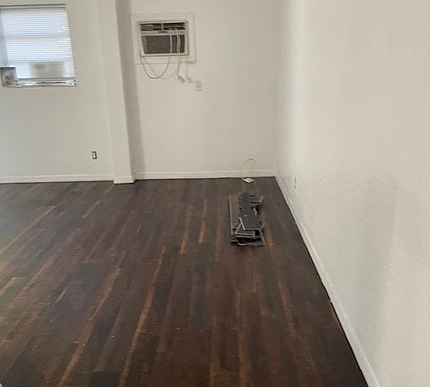3rd image of 2214 Carolina Ave APT 3